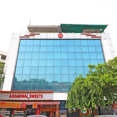 Oyo 2705 Hotel Preet Palace